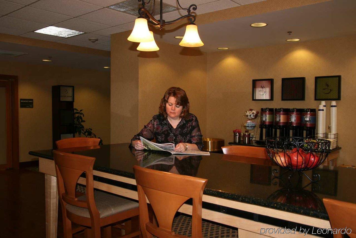 Hampton Inn Sidney Restaurace fotografie